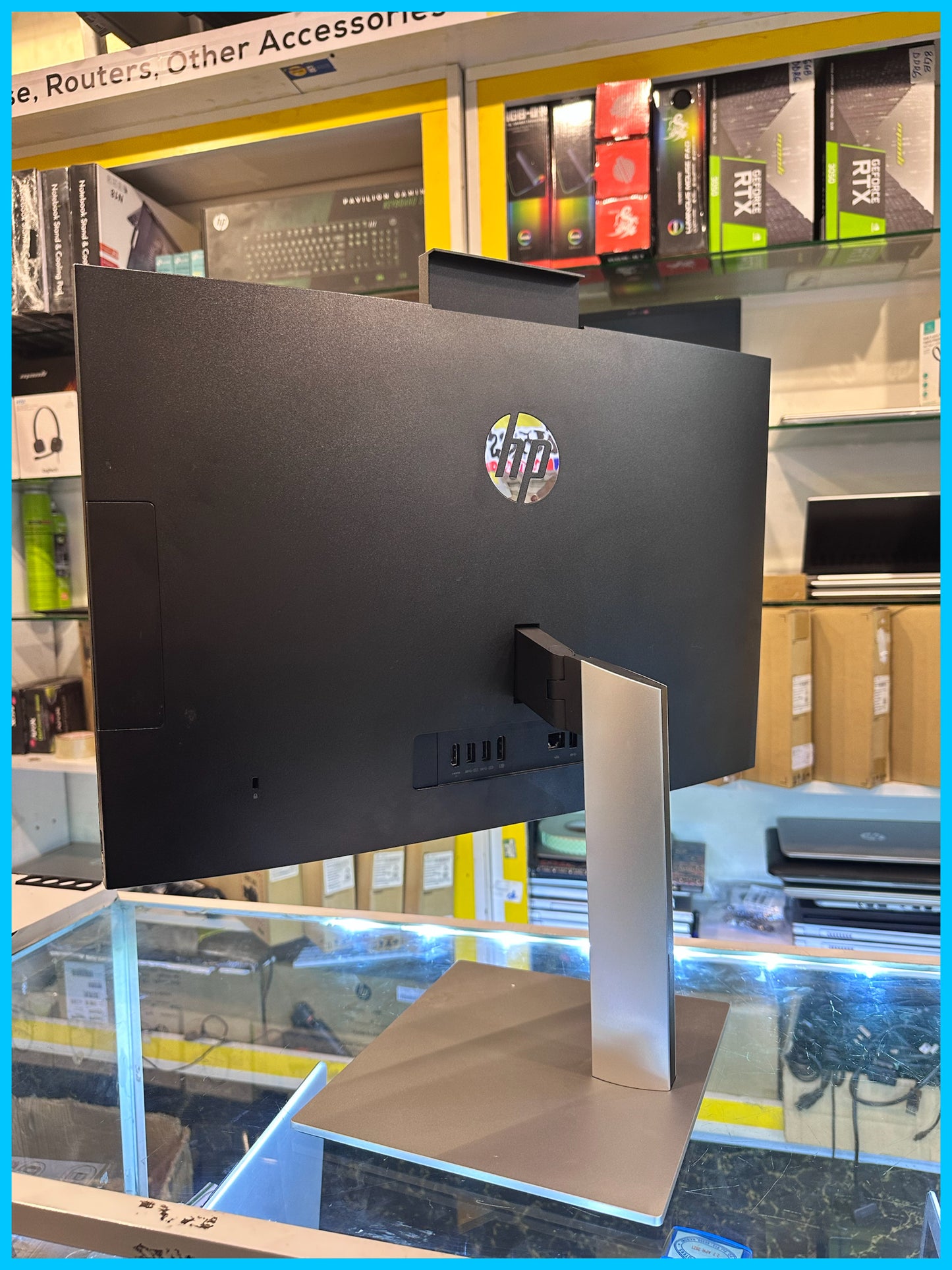 Hp ProOne 440 G9 24"3 All-in-One Ci5 12th Gen 8GB Ram 256GB SSD Storage