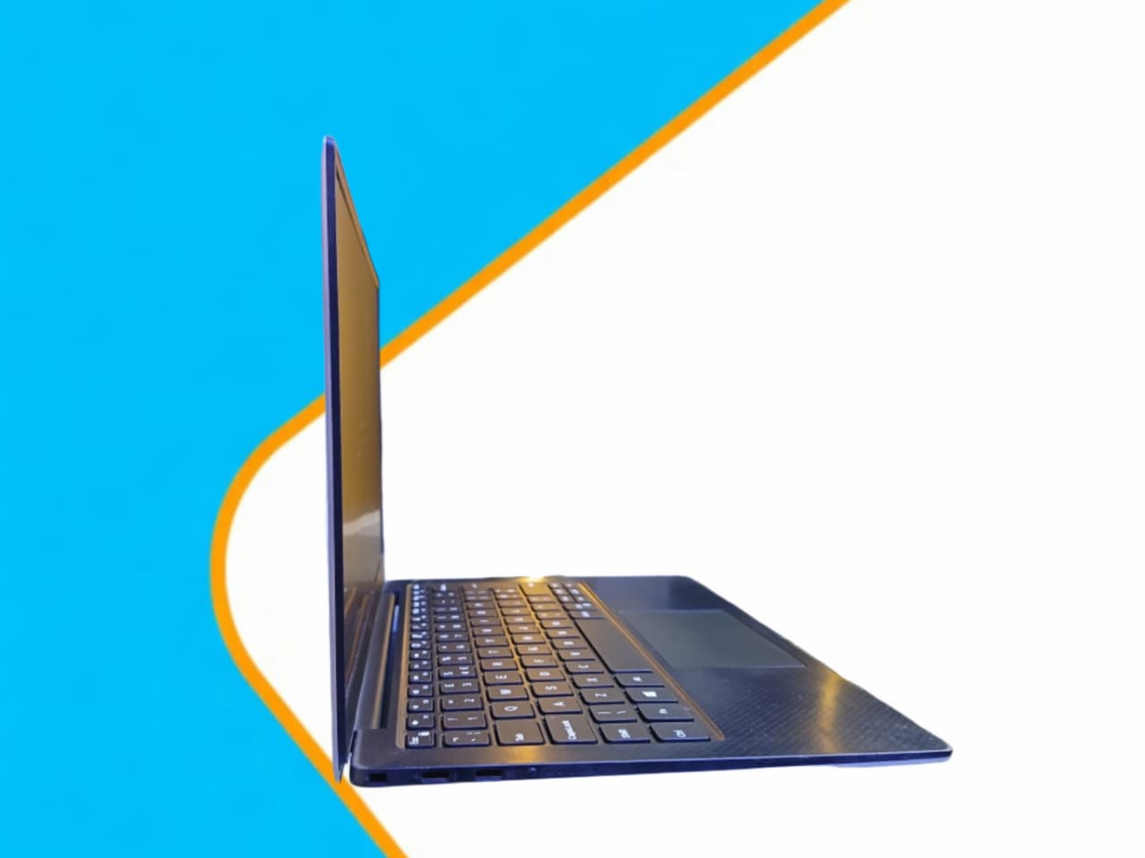 Dell XPS 13 9380 Core i7 8th Gen16GB RAM 256 SSD 8th Gen 13-Inches Laptop